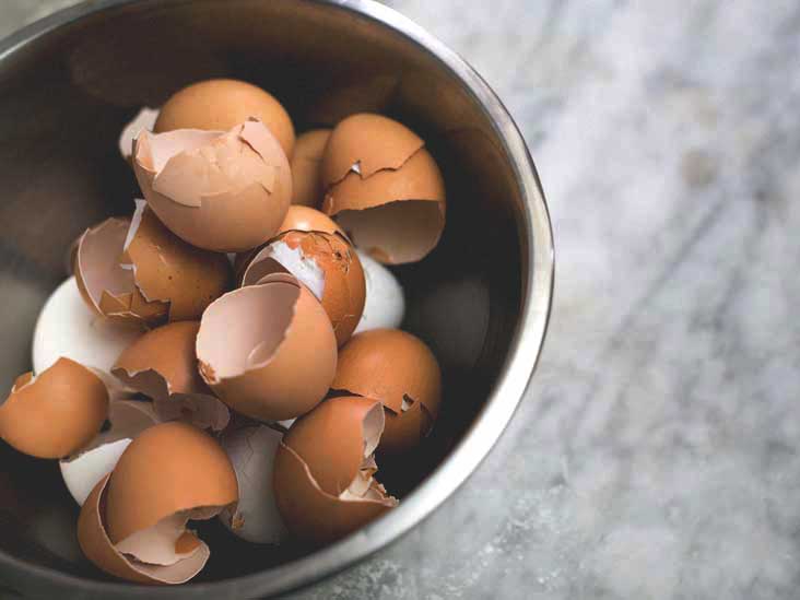 The Benefits and Risks of Eating Eggshells