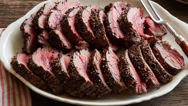 Peppercorn Roasted Beef Tenderloin Recipe | Ree Drummond | Food Network